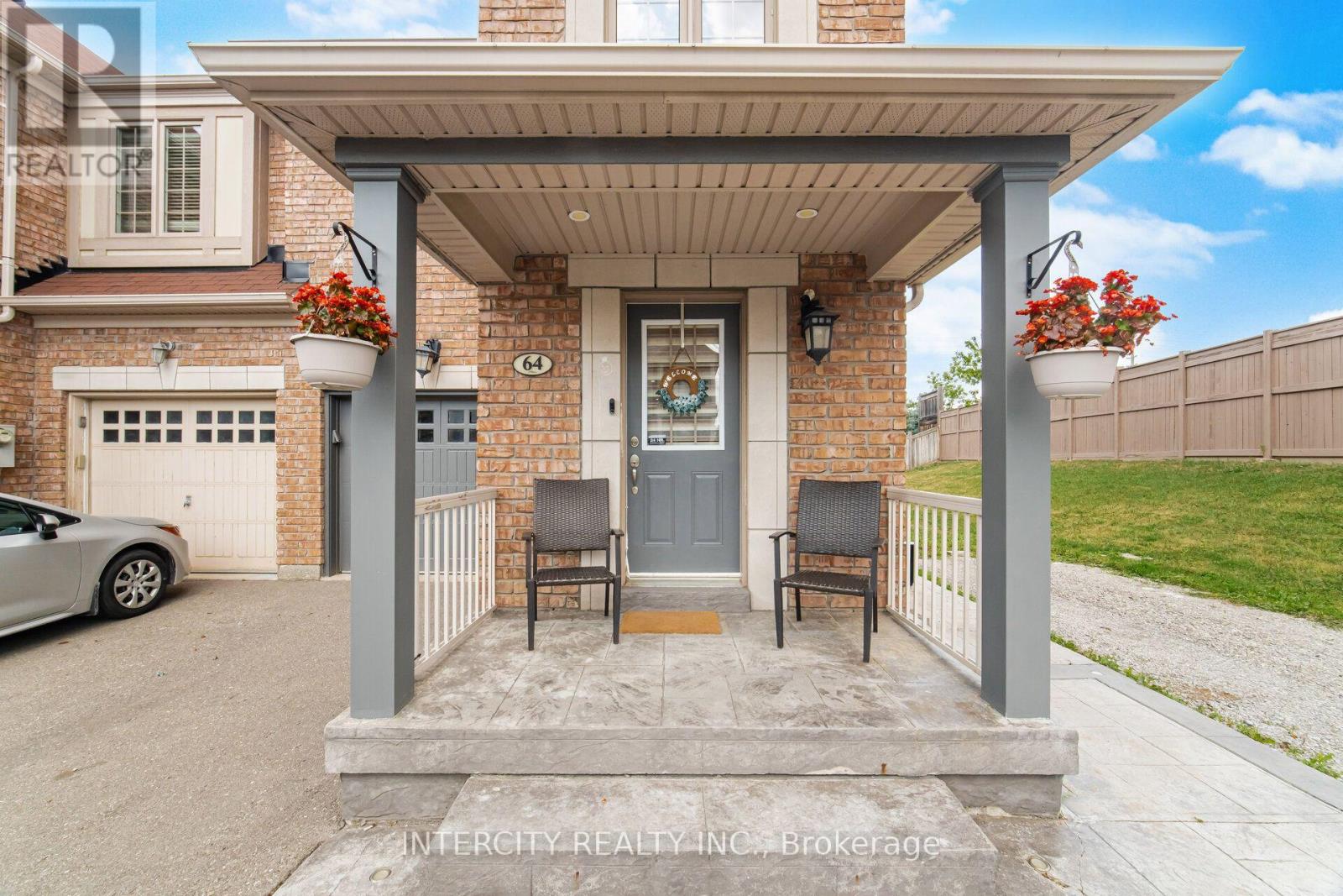 64 Coranto Way, Vaughan, Ontario  L4H 3L9 - Photo 2 - N13641286