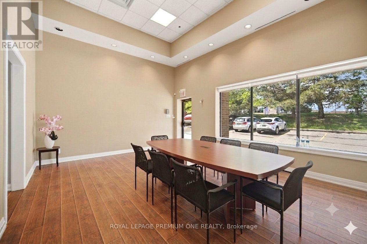 2 - 16 Sims Crescent, Richmond Hill, Ontario  L4B 2P1 - Photo 9 - N13482502