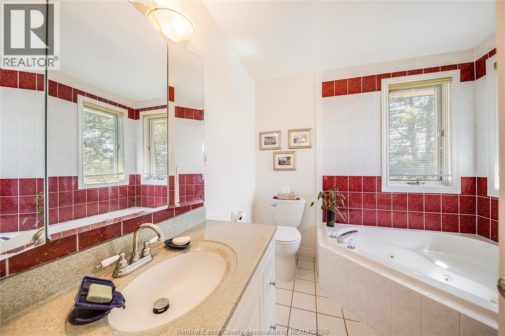 2485 Youngstown Street, Windsor, Ontario  N9E 4L7 - Photo 35 - 26018112