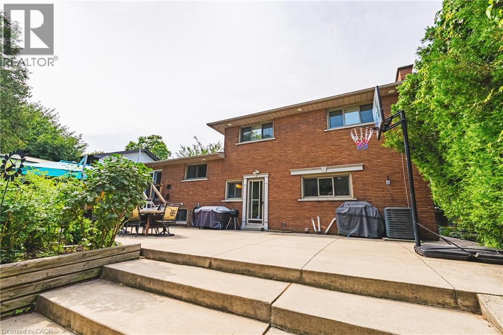 364 Fennell Avenue W, Hamilton, Ontario  L9C 1G4 - Photo 37 - 40852850