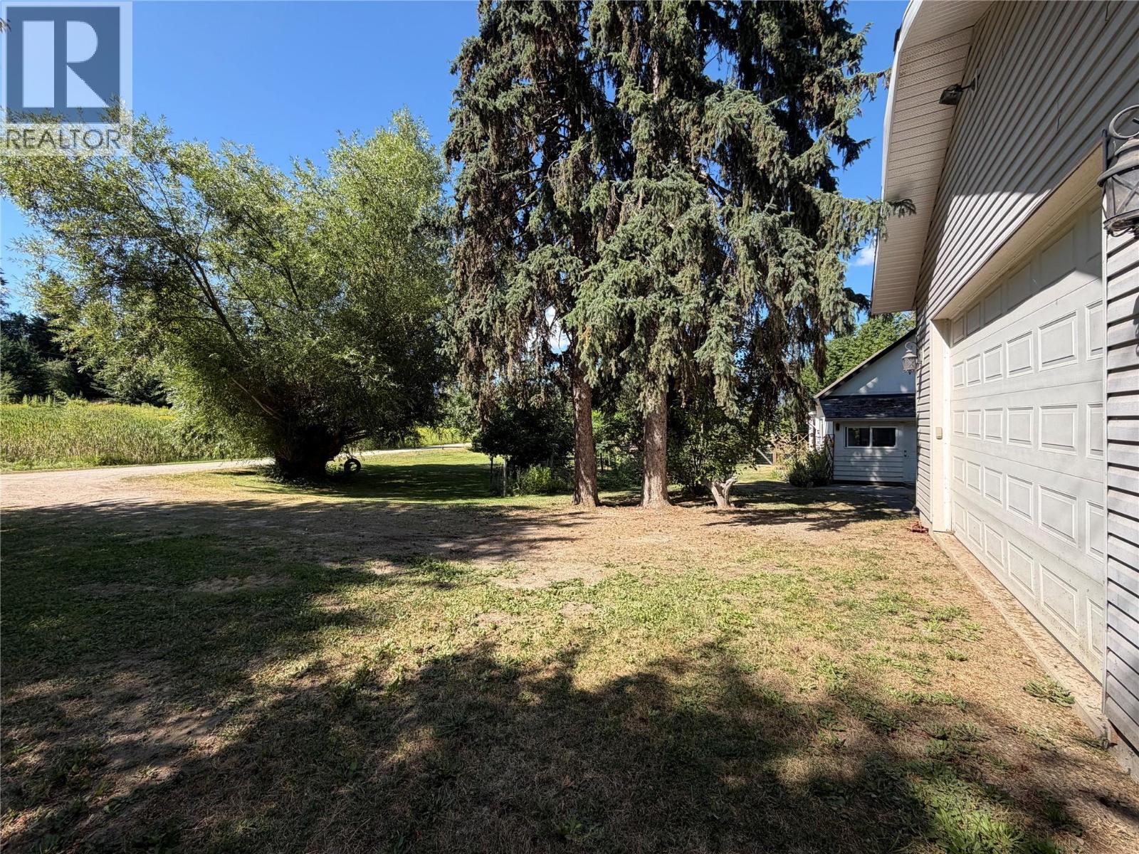 2370 Lakeshore Road NE, Salmon Arm, British Columbia  V1E 3X9 - Photo 35 - 10388496