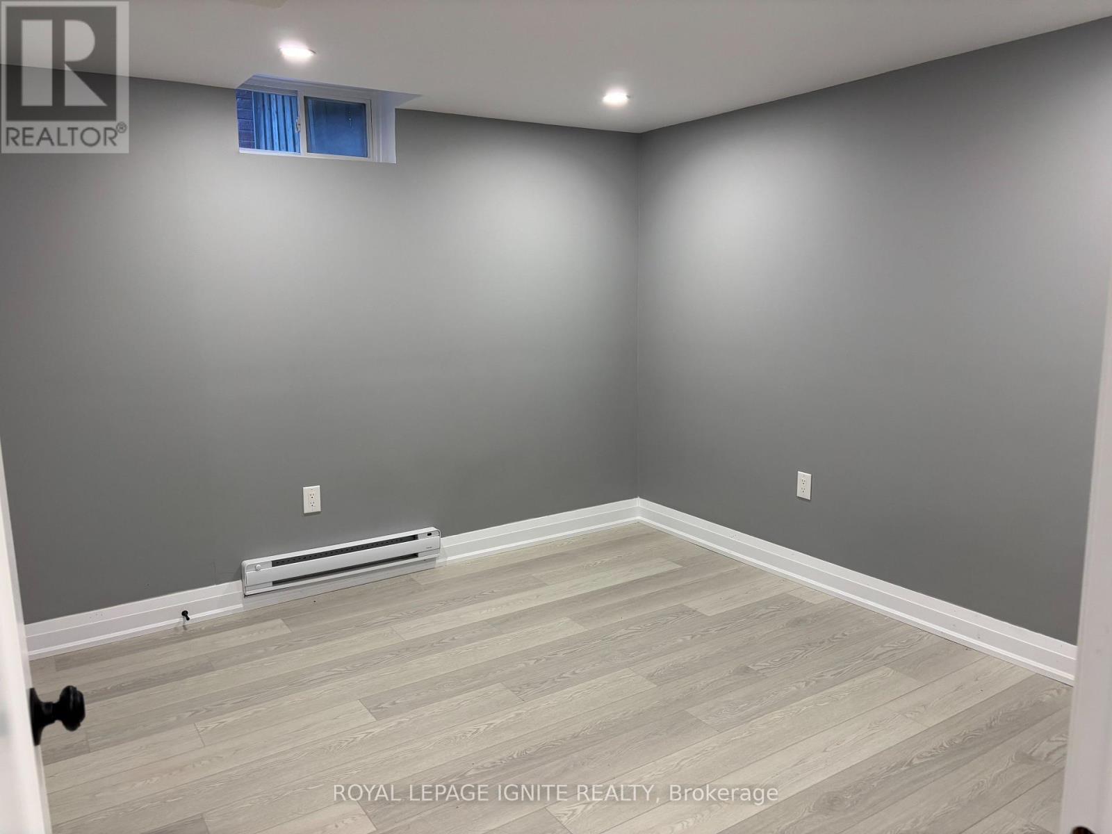 308 Callaghan Crescent, Oakville, Ontario  L6H 5H6 - Photo 5 - W13641092