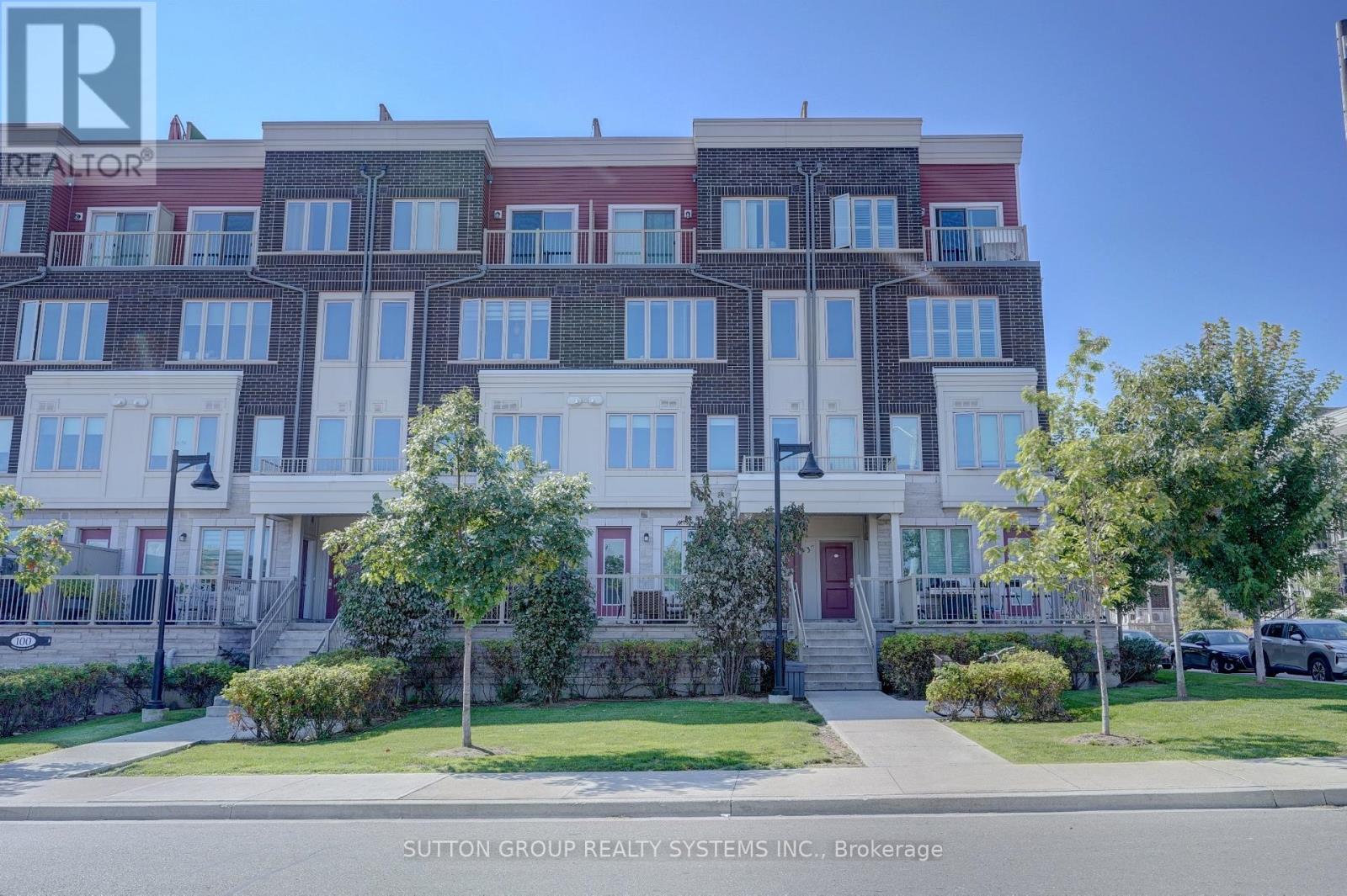 33 - 100 LONG BRANCH AVENUE, Toronto, Ontario