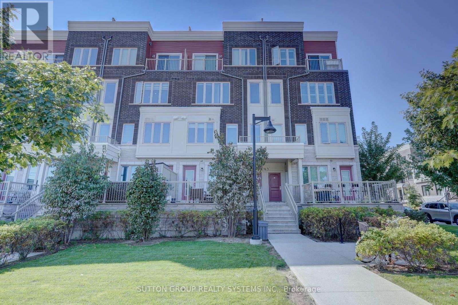 33 - 100 Long Branch Avenue, Toronto, Ontario  M8W 1N6 - Photo 2 - W13641120