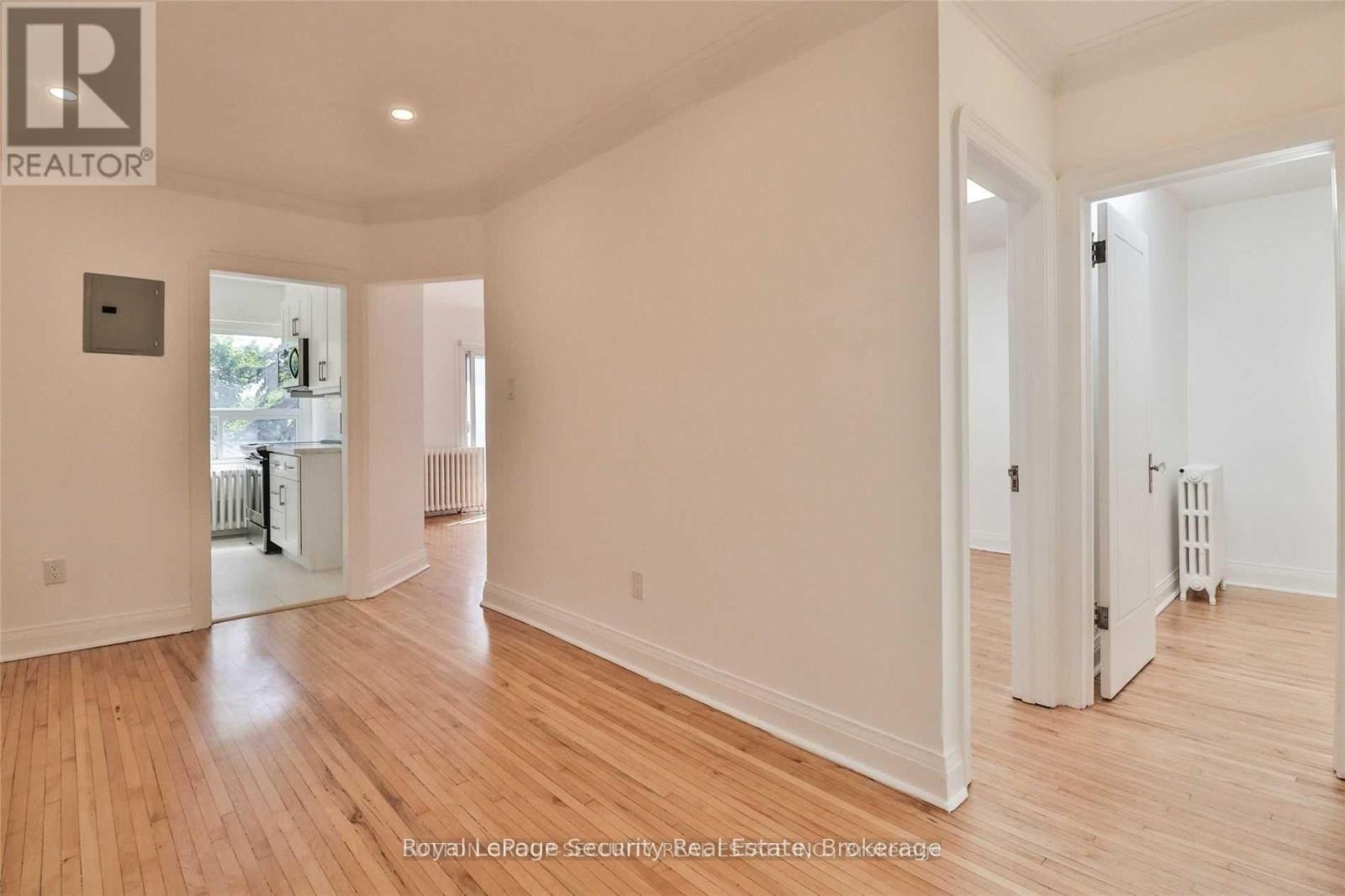 2 - 3317 Lake Shore Boulevard W, Toronto, Ontario  M8W 1M8 - Photo 9 - W13641130