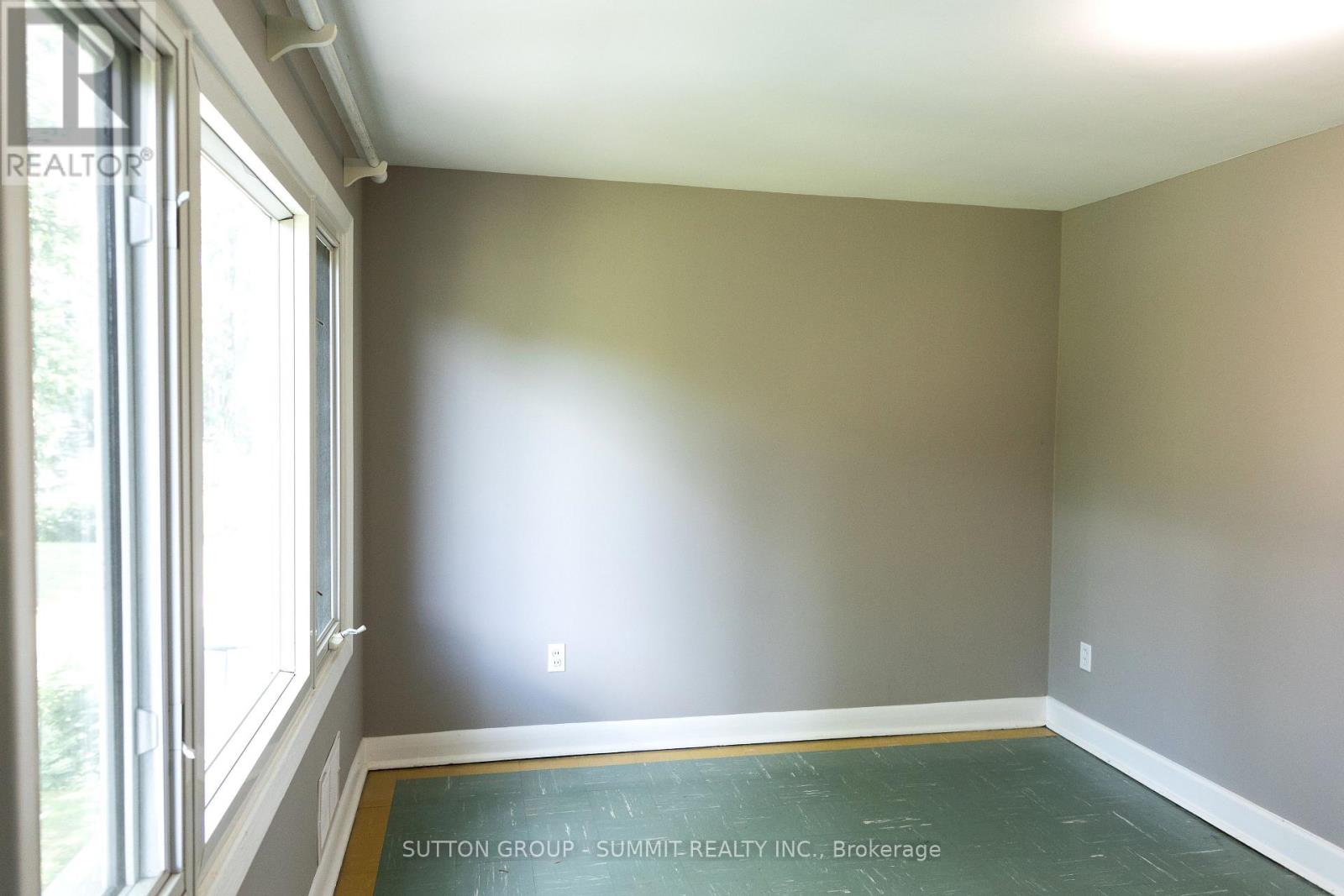 20 Havenridge Drive, Toronto, Ontario  M9P 3M4 - Photo 22 - W13641146