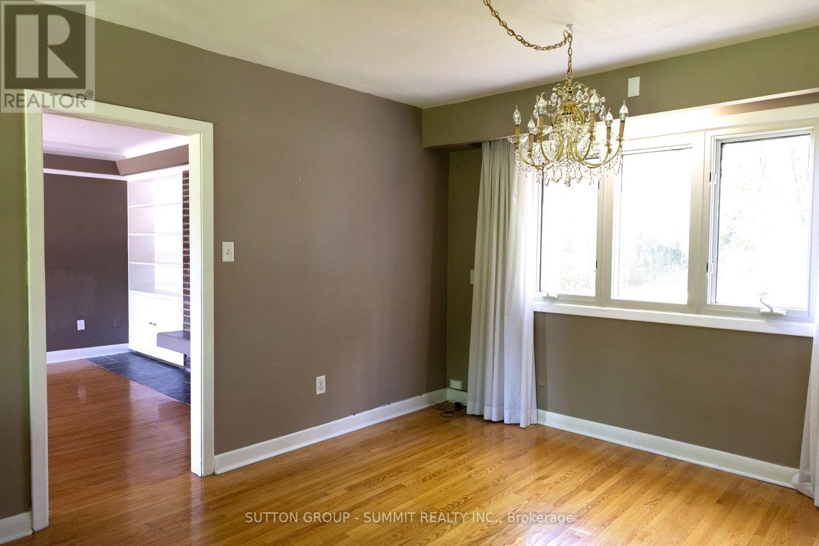 20 Havenridge Drive, Toronto, Ontario  M9P 3M4 - Photo 7 - W13641146