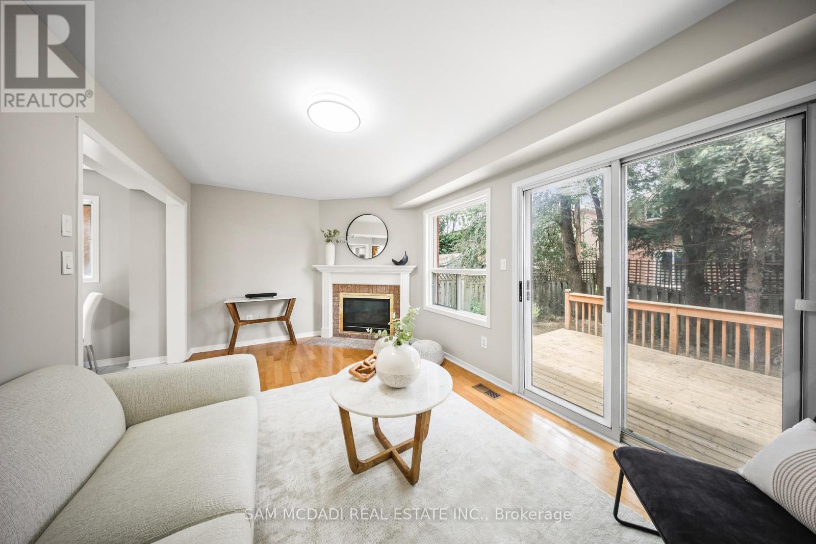 3847 Densbury Drive, Mississauga, Ontario  L5N 6Z3 - Photo 14 - W13641156