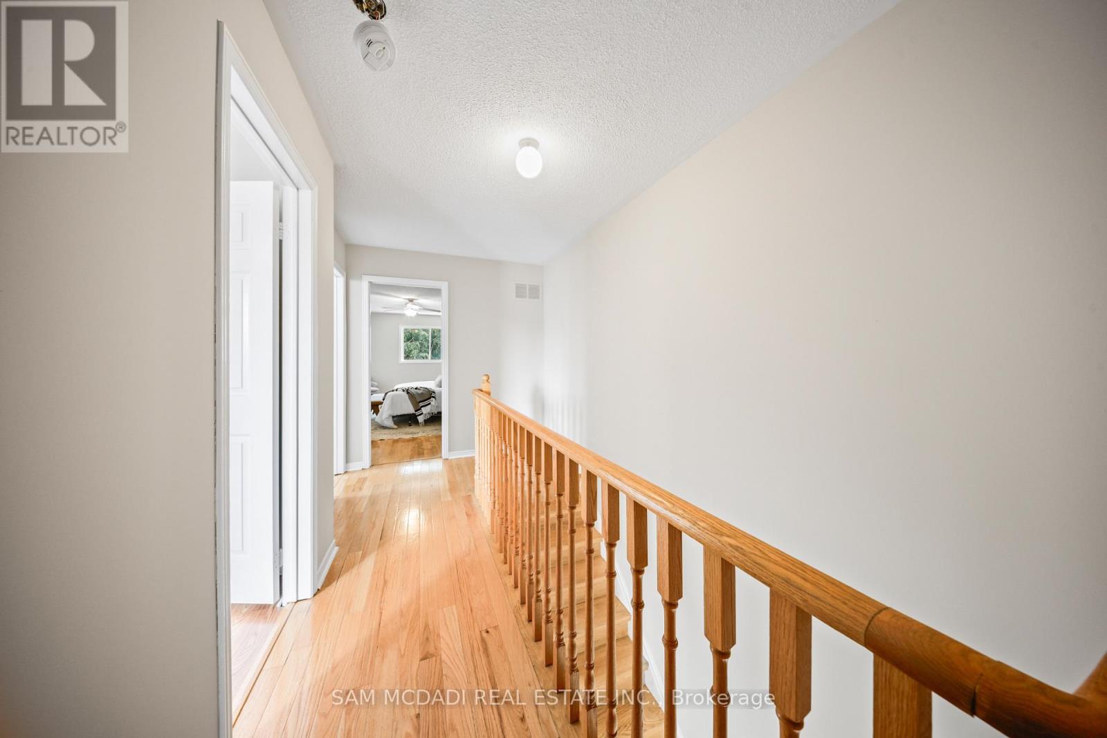 3847 Densbury Drive, Mississauga, Ontario  L5N 6Z3 - Photo 16 - W13641156