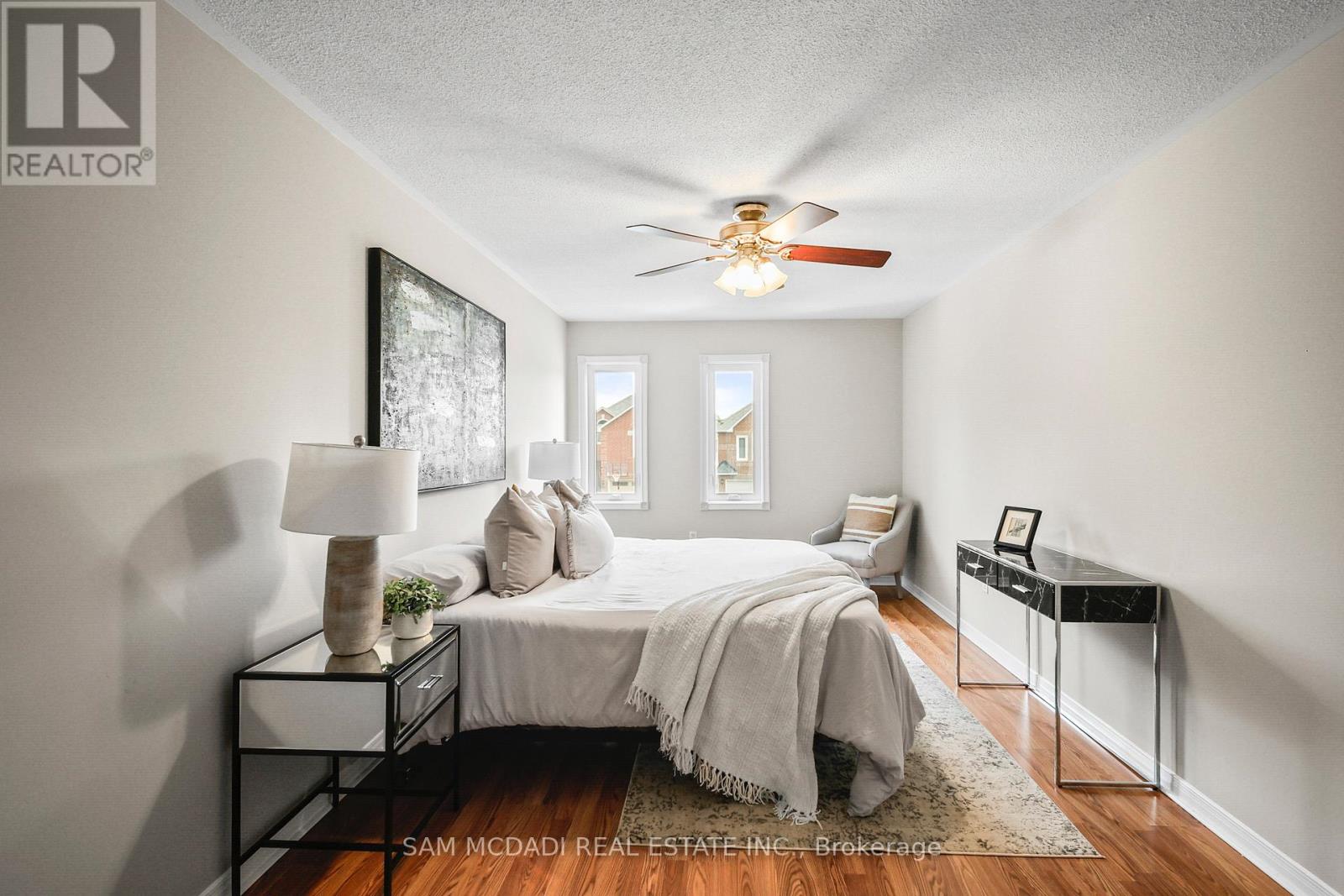 3847 Densbury Drive, Mississauga, Ontario  L5N 6Z3 - Photo 24 - W13641156