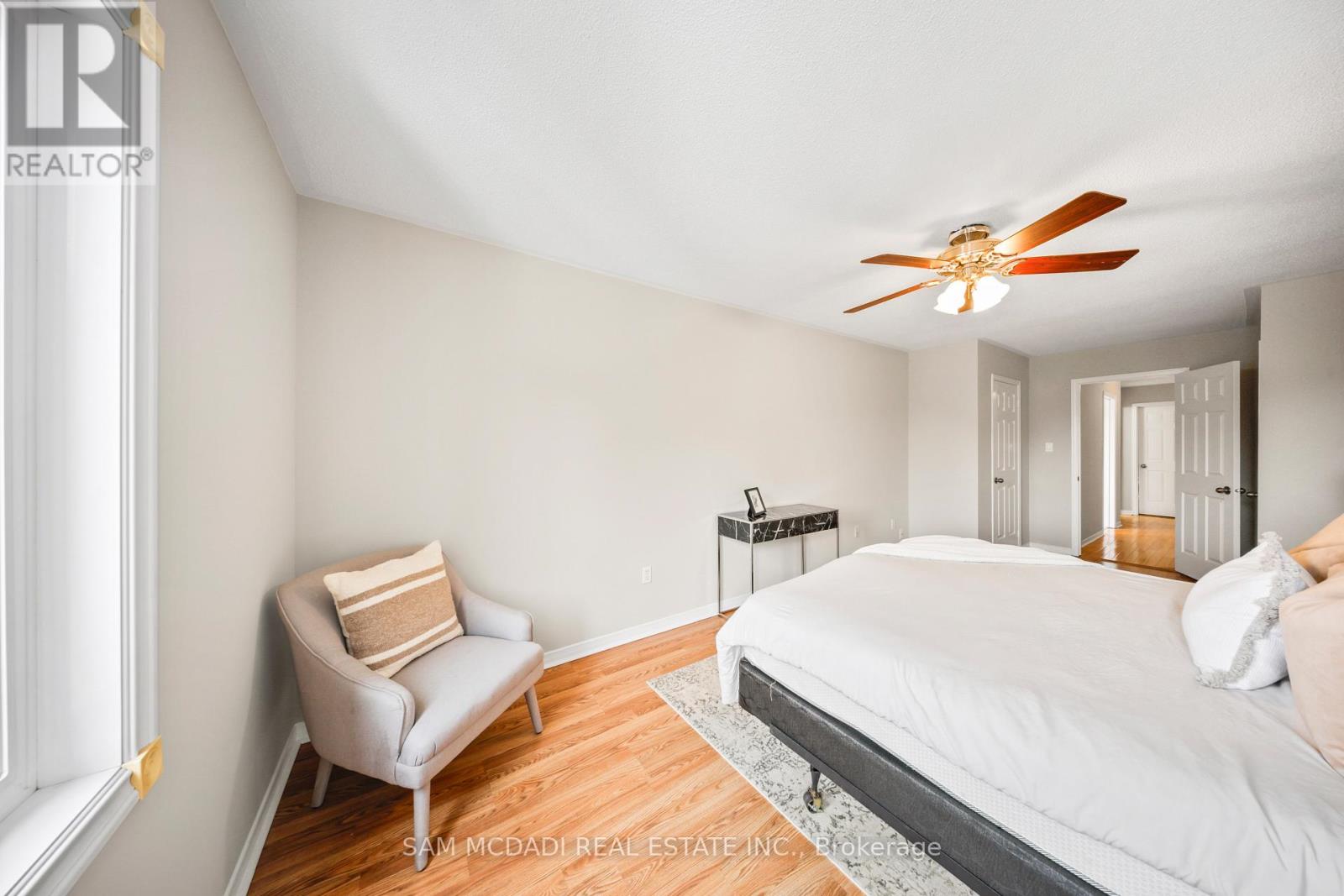 3847 Densbury Drive, Mississauga, Ontario  L5N 6Z3 - Photo 26 - W13641156