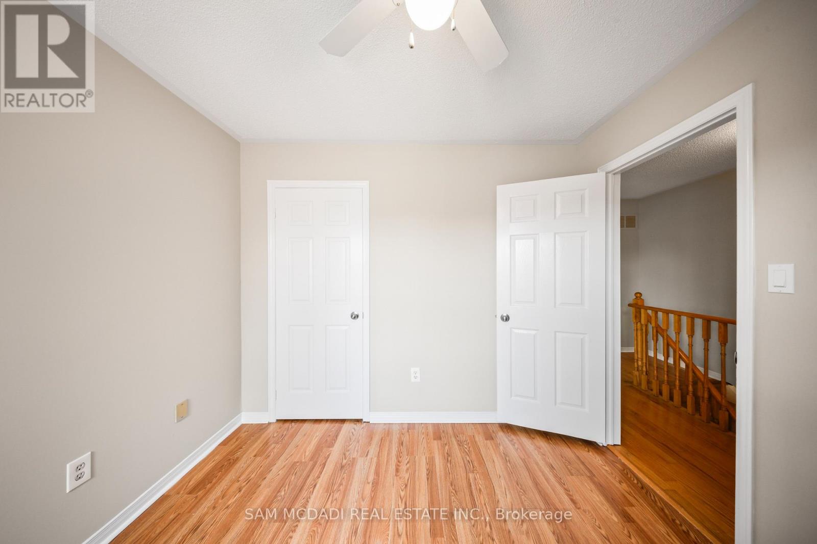 3847 Densbury Drive, Mississauga, Ontario  L5N 6Z3 - Photo 28 - W13641156