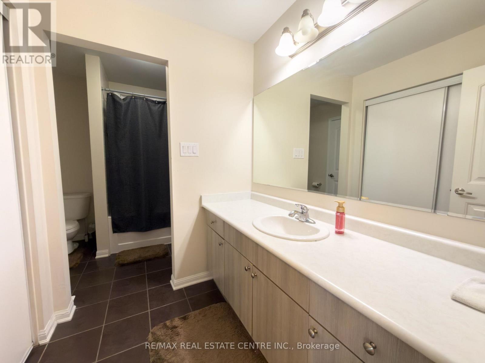 288 Ruhl Drive, Milton, Ontario  L9T 8J7 - Photo 11 - W13641216