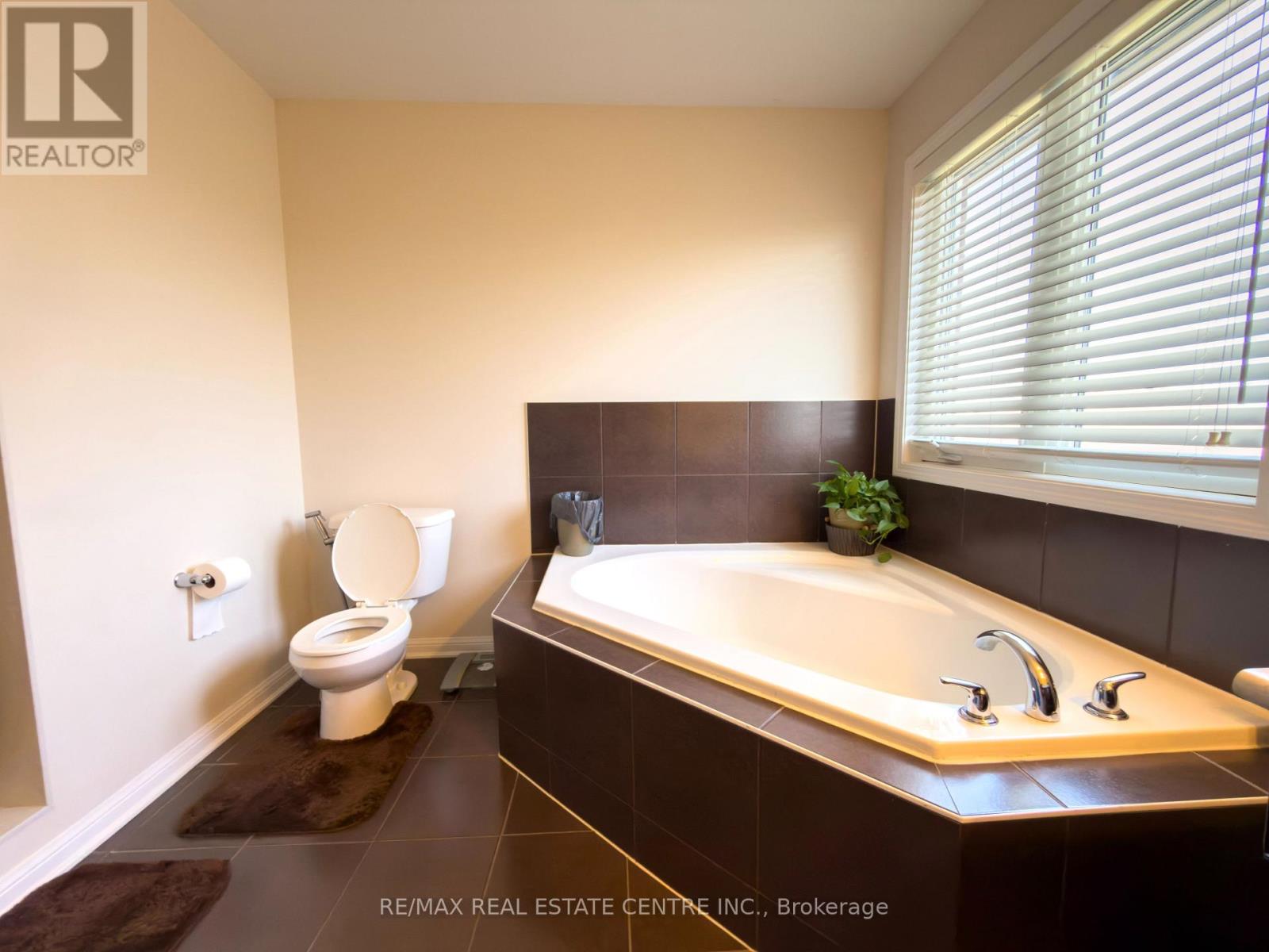288 Ruhl Drive, Milton, Ontario  L9T 8J7 - Photo 16 - W13641216