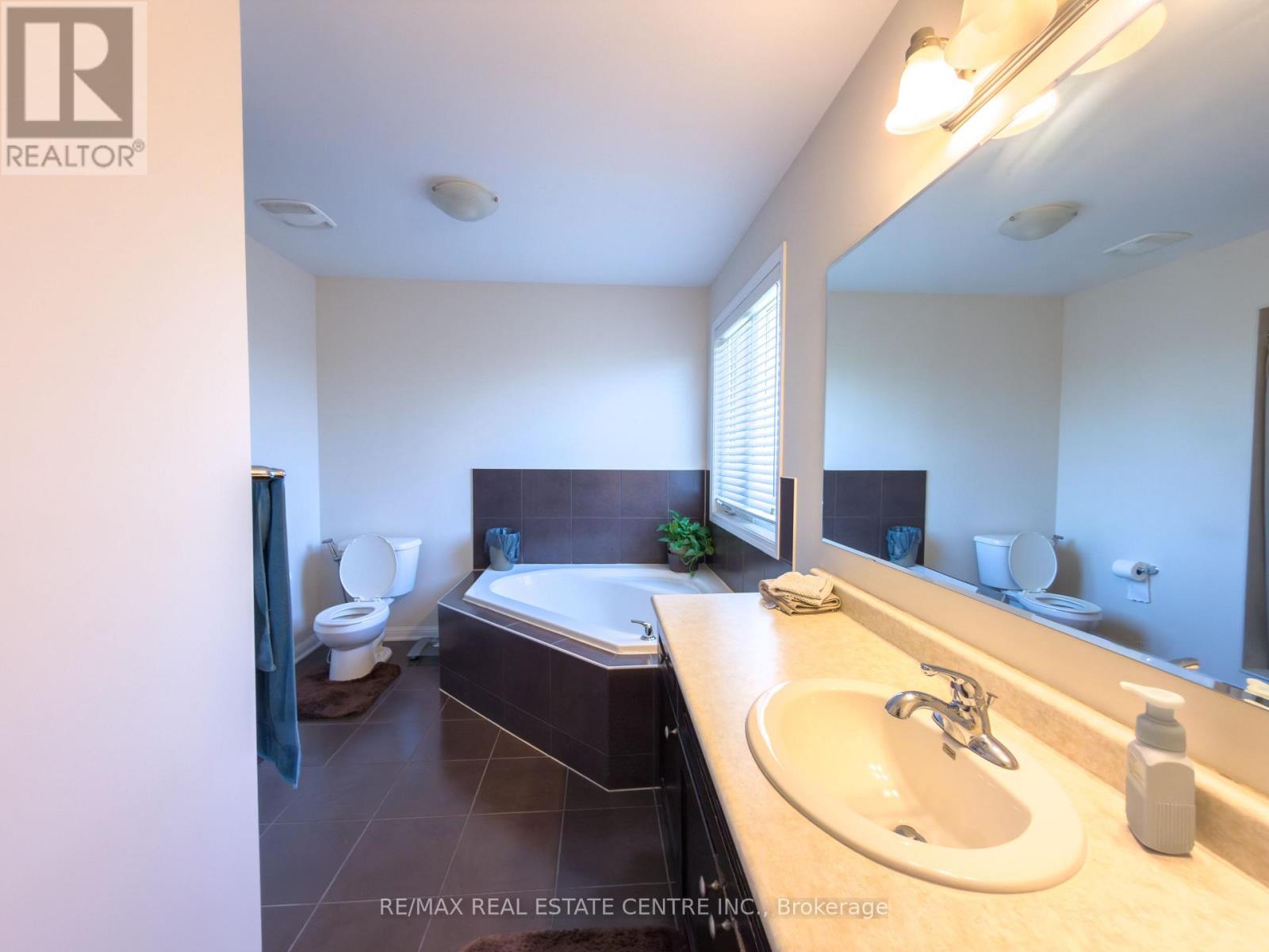 288 Ruhl Drive, Milton, Ontario  L9T 8J7 - Photo 18 - W13641216