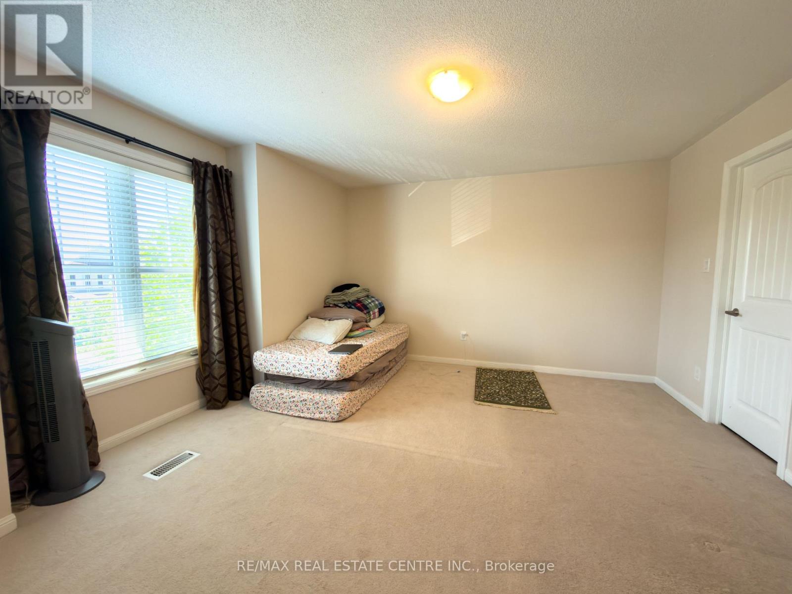 288 Ruhl Drive, Milton, Ontario  L9T 8J7 - Photo 9 - W13641216