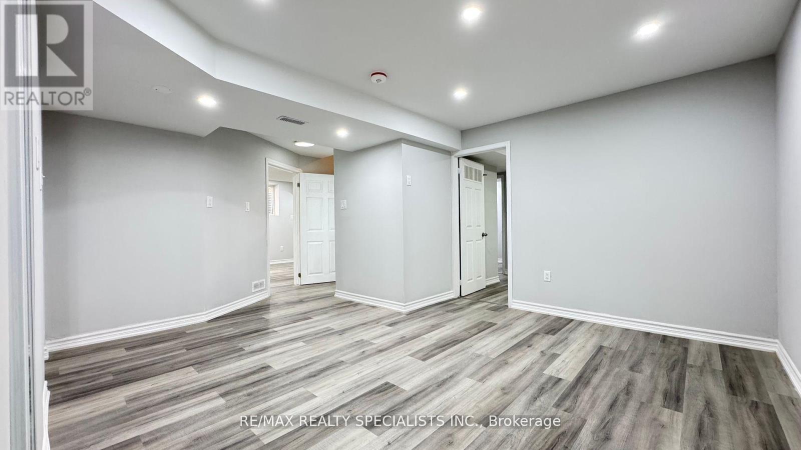 Lower 2-B - 3 Lennon Trail, Brampton, Ontario  L6Y 5P9 - Photo 13 - W13641244