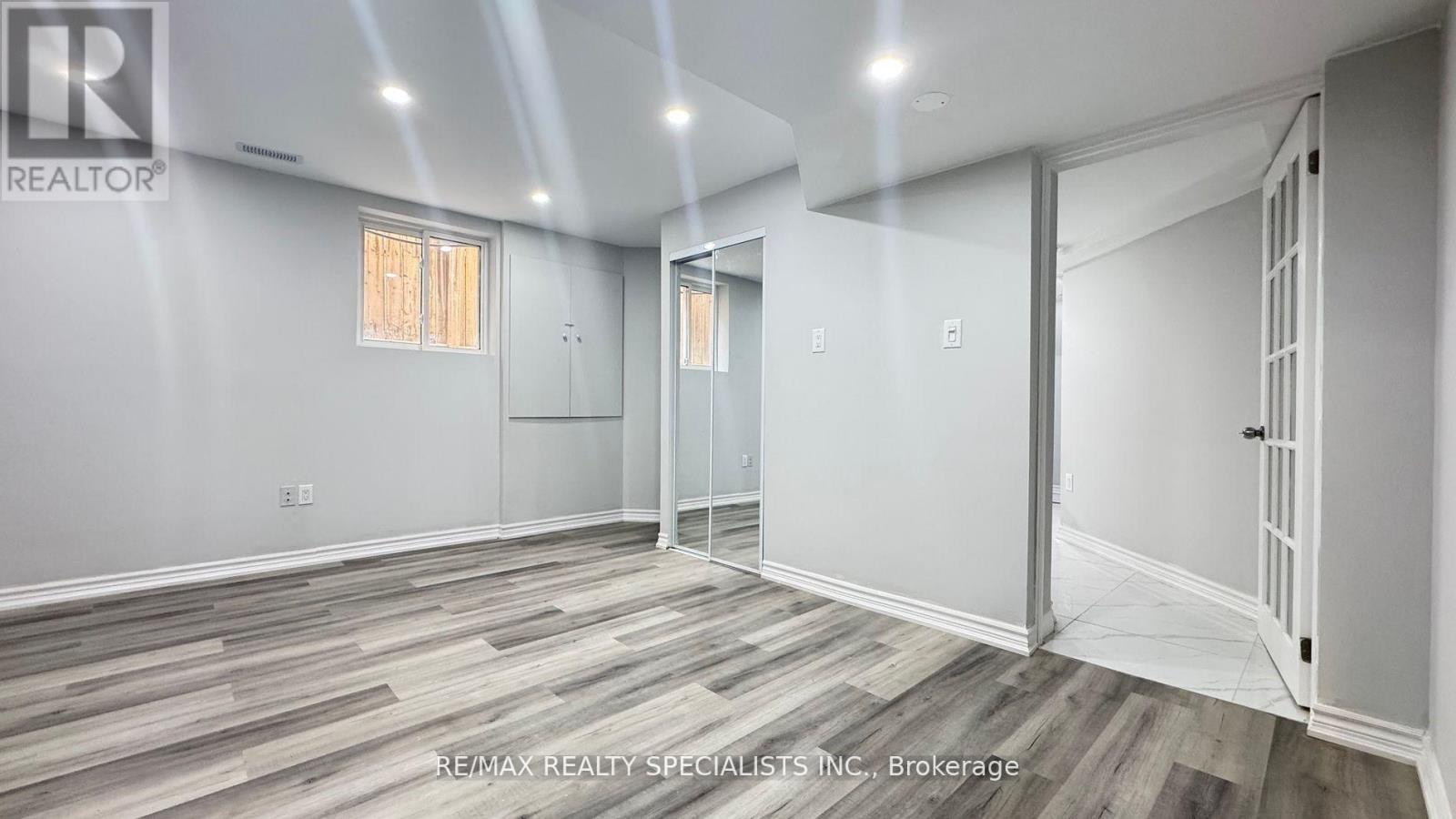 Lower 2-B - 3 Lennon Trail, Brampton, Ontario  L6Y 5P9 - Photo 7 - W13641244