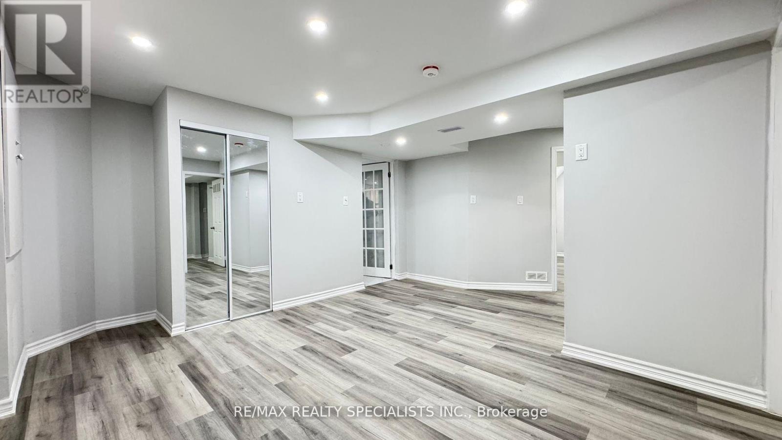 Lower 2-B - 3 Lennon Trail, Brampton, Ontario  L6Y 5P9 - Photo 9 - W13641244