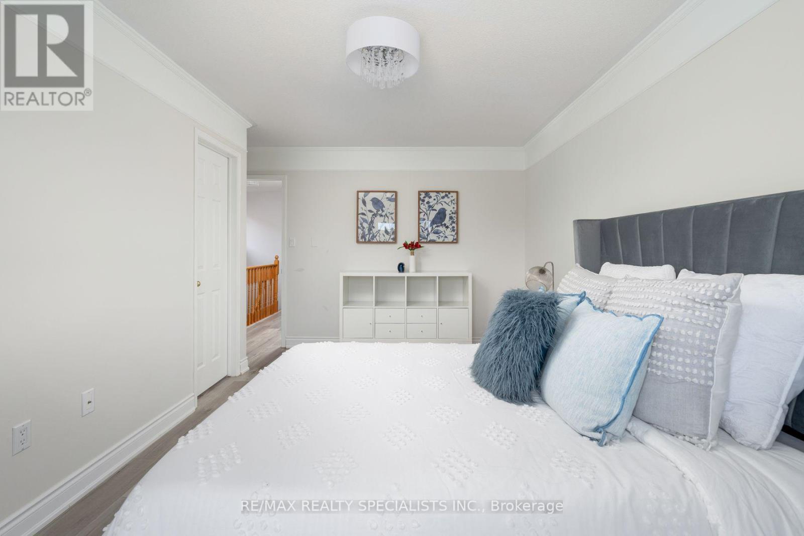 6803 Bansbridge Crescent, Mississauga, Ontario  L5N 6T3 - Photo 23 - W13641326