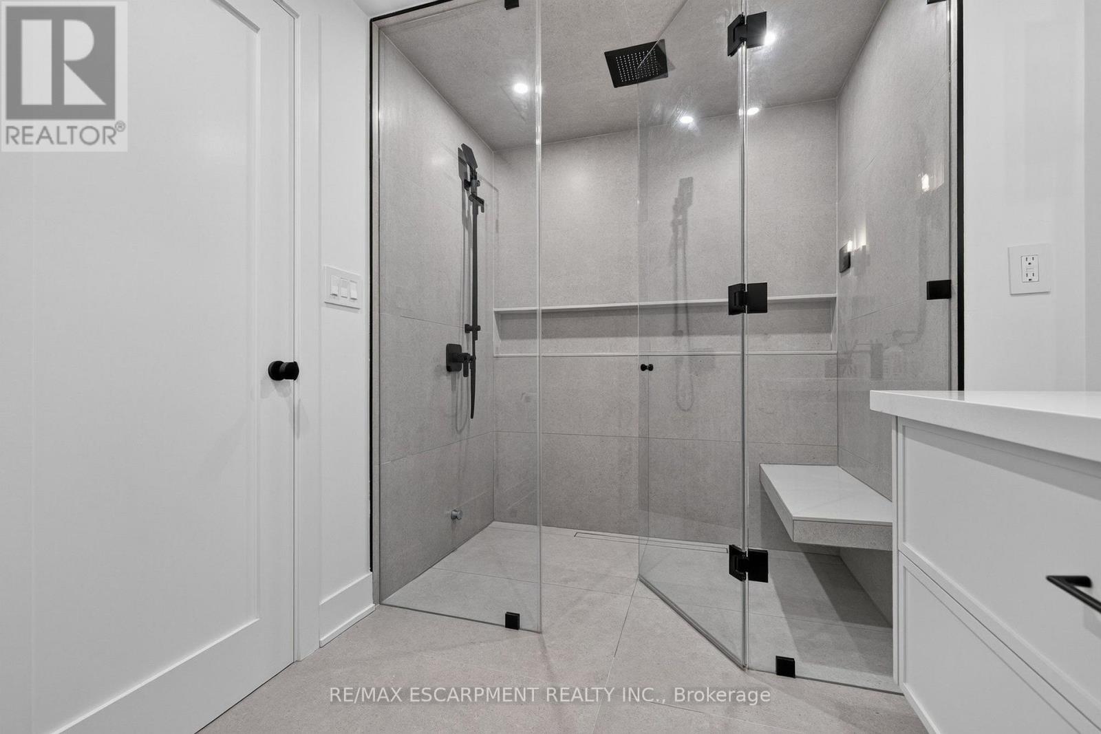 429 Claremont Crescent, Oakville, Ontario  L6J 6J9 - Photo 42 - W13641336