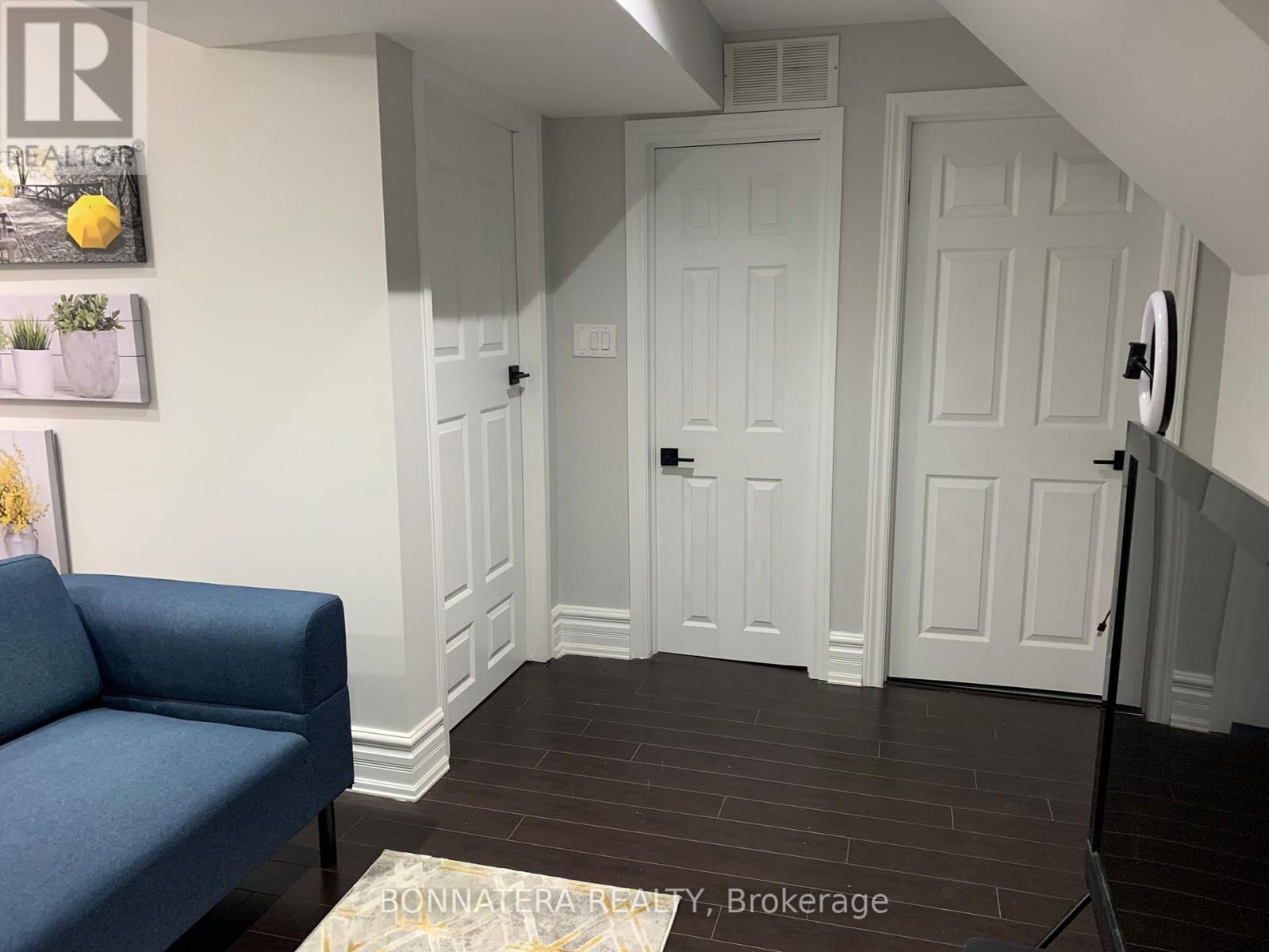 Bsmt - 284 Hickory Circle, Oakville, Ontario L6H 4V1 - Photo 4 - W13641370