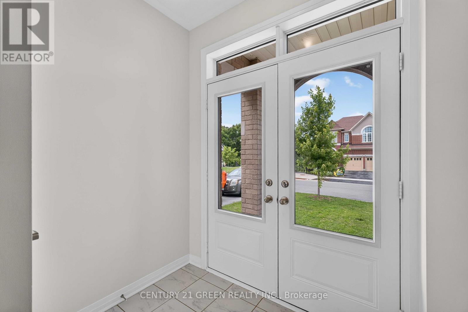 4020 Cachet Court, Lincoln, Ontario  L3J 0R8 - Photo 3 - X13641086