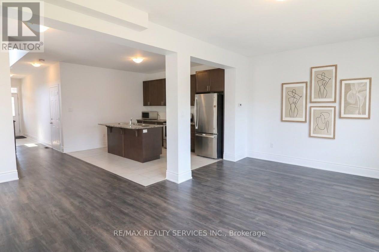 71 Sunset Way, Thorold, Ontario  L2V 0C8 - Photo 5 - X13641152