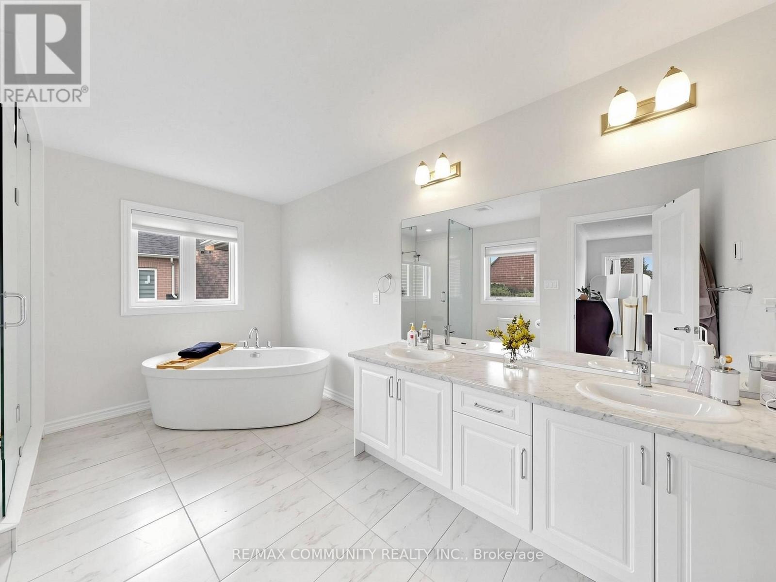 98 Golden Meadows Drive, Otonabee-South Monaghan, Ontario  K9J 0K8 - Photo 30 - X13641176