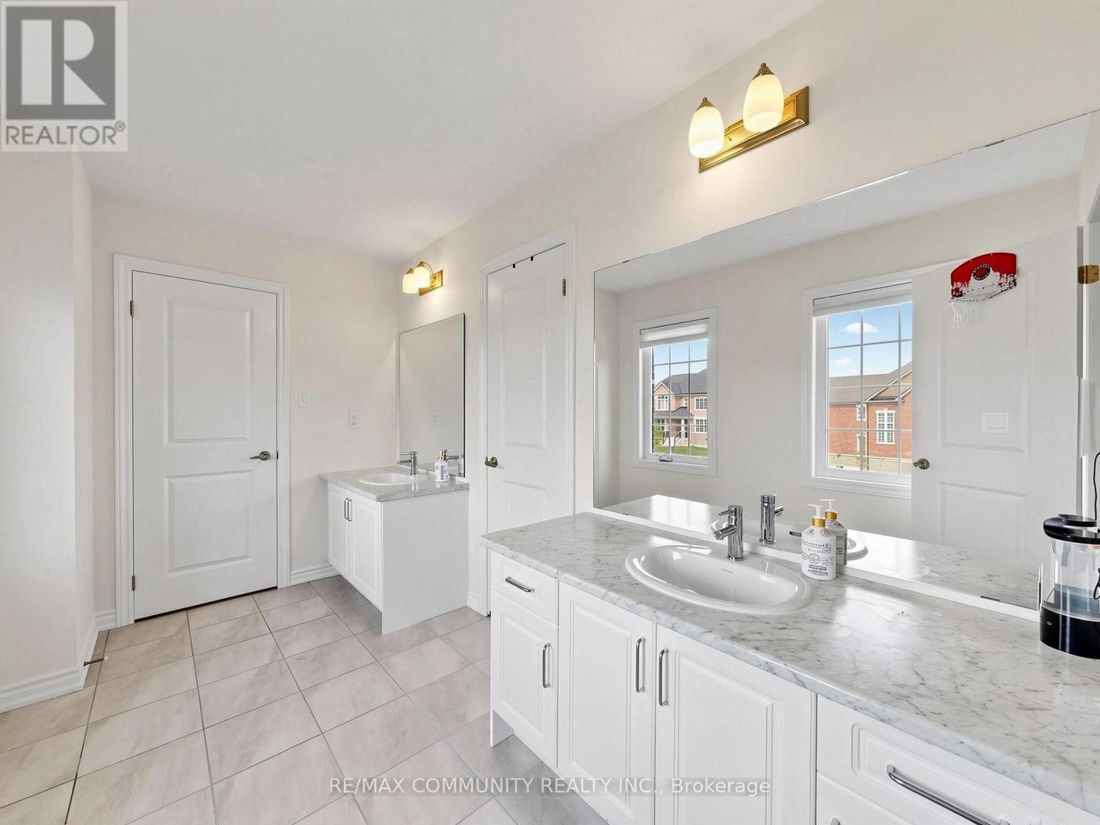 98 Golden Meadows Drive, Otonabee-South Monaghan, Ontario  K9J 0K8 - Photo 35 - X13641176