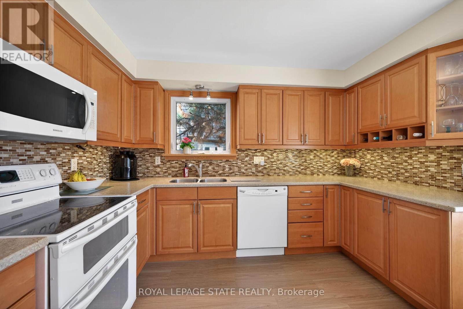 621 Tomahawk Crescent, Hamilton, Ontario  L9G 3T4 - Photo 13 - X13641210