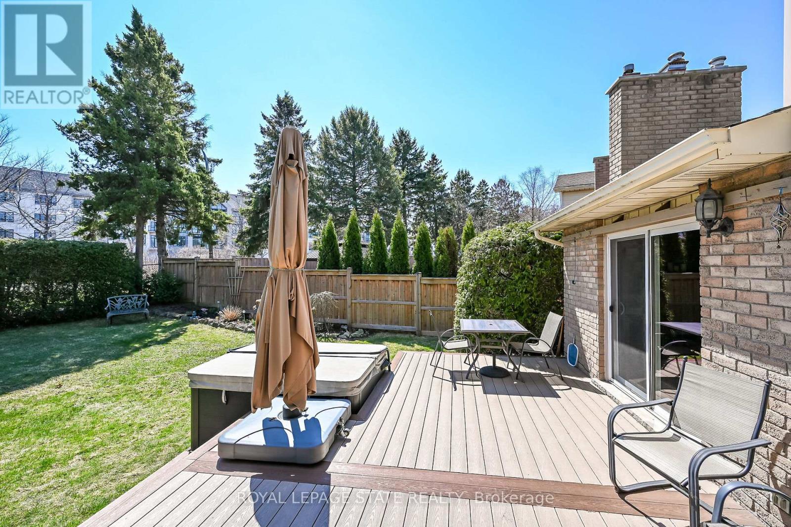 621 Tomahawk Crescent, Hamilton, Ontario  L9G 3T4 - Photo 41 - X13641210