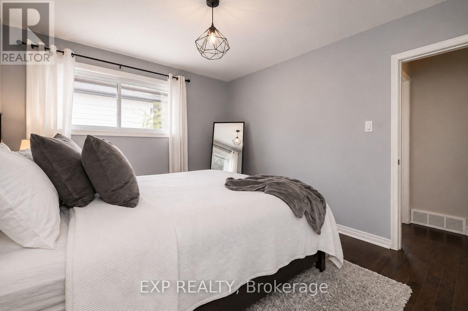 33 Fairlawn Road, Kitchener, Ontario  N2C 1X8 - Photo 23 - X13641292