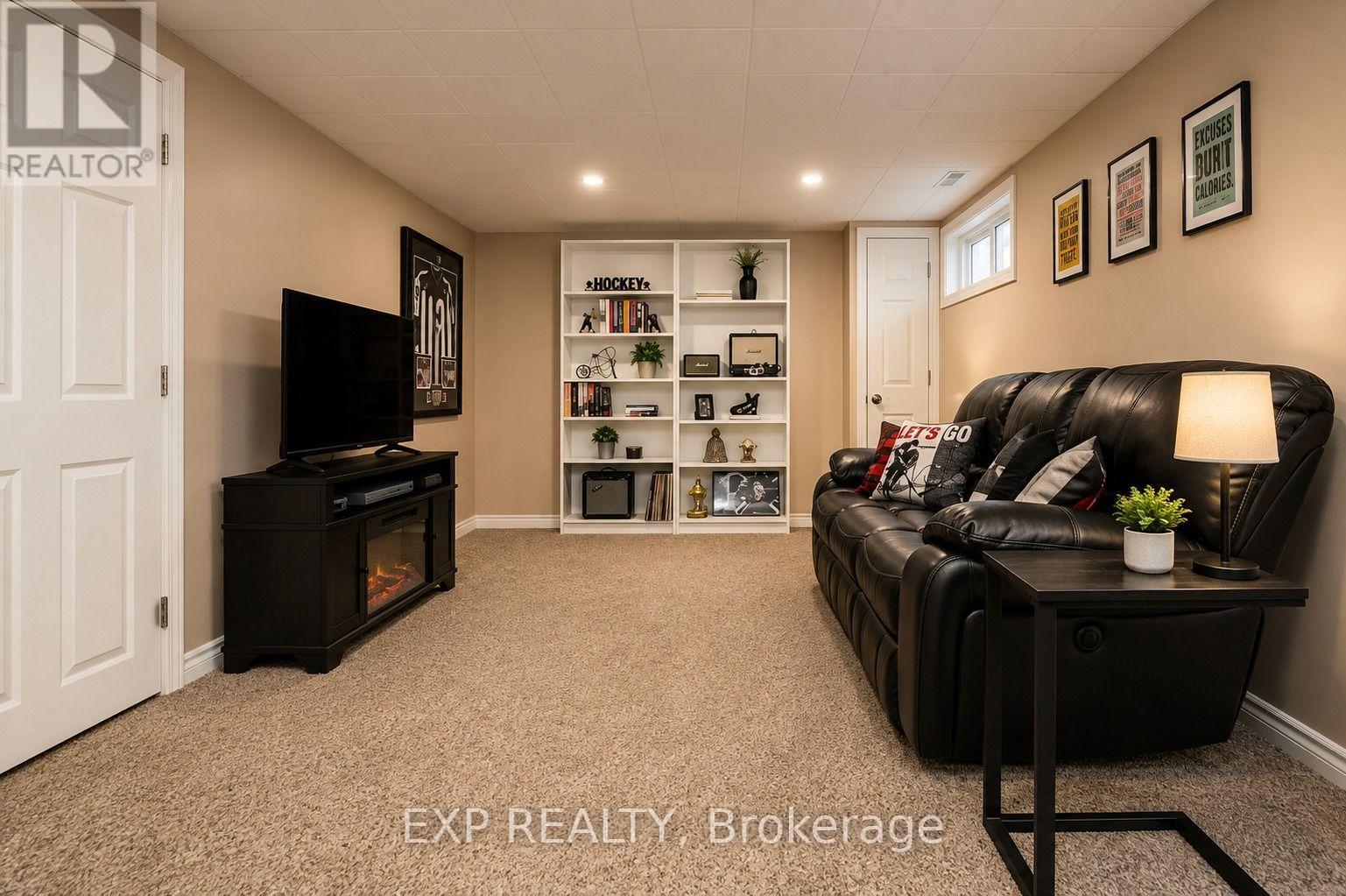 33 Fairlawn Road, Kitchener, Ontario  N2C 1X8 - Photo 33 - X13641292