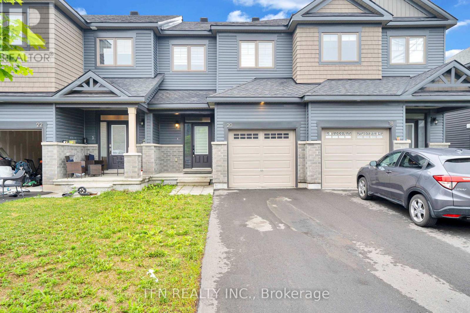 20 Atop Lane, Ottawa, Ontario  K1X 0H2 - Photo 3 - X13641294