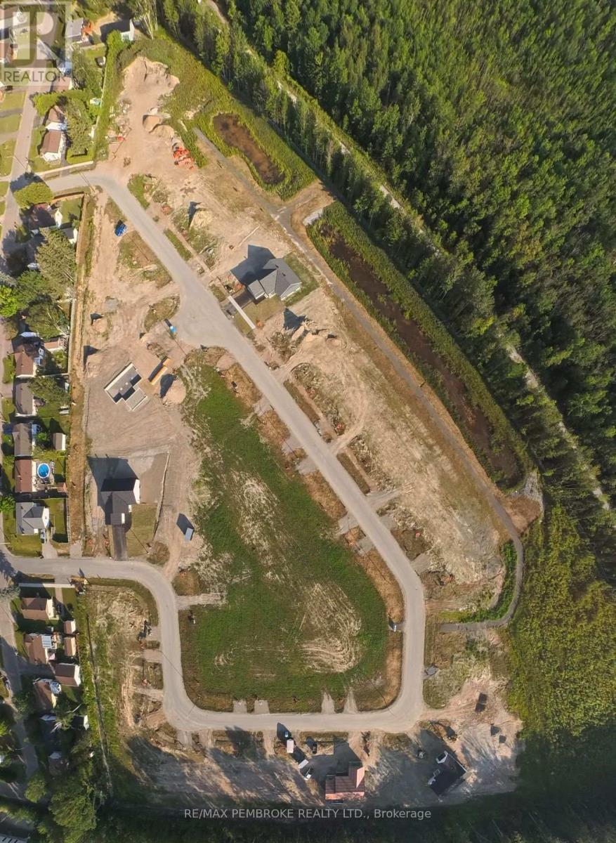 12 Eddy Crescent, Pembroke, Ontario  K8A 0M1 - Photo 10 - X13604964