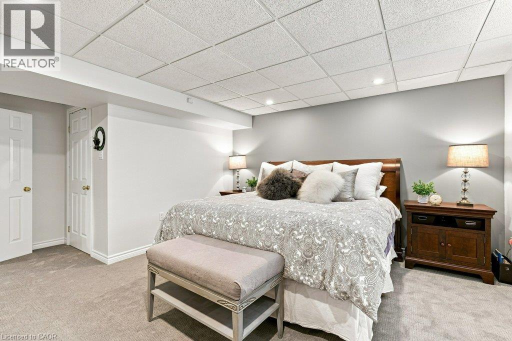 515 Birchleaf Walk, Waterloo, Ontario  N2T 2W5 - Photo 24 - 40851387