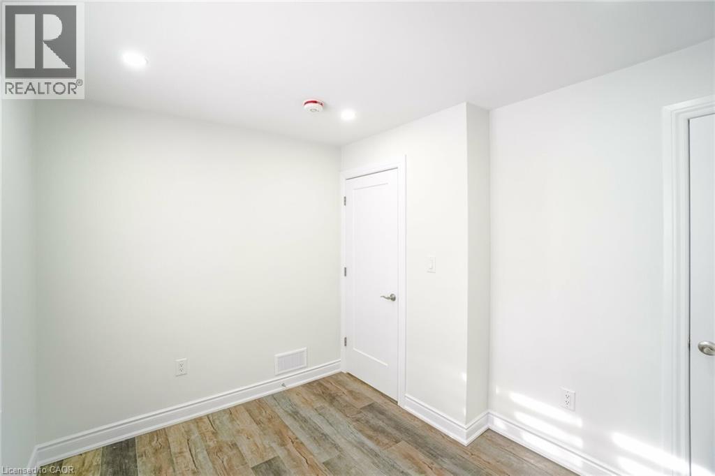 8 Marlborough Road, Guelph, Ontario  N1E 3X2 - Photo 19 - 40845214
