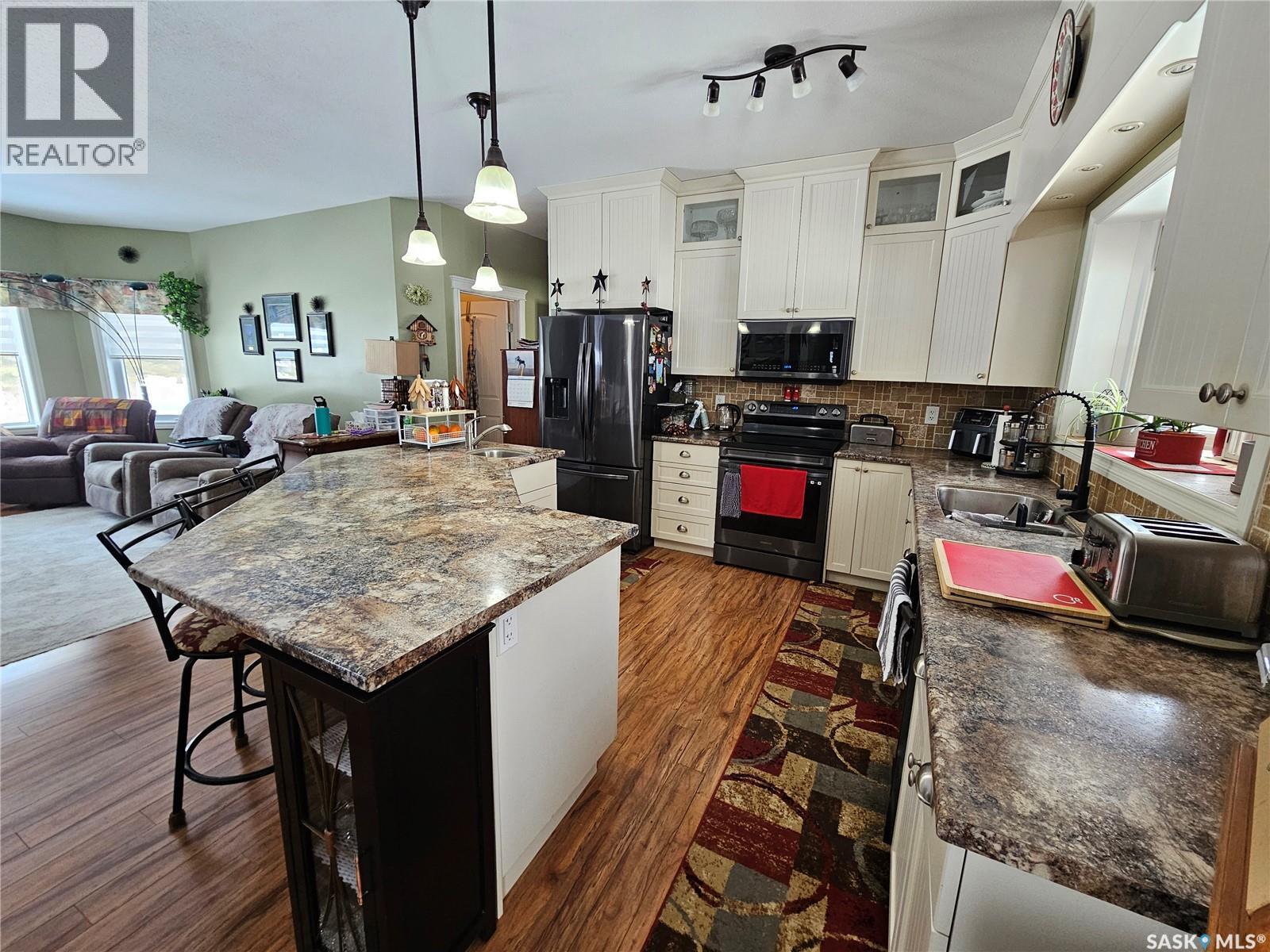 30 St Boniface Avenue, Goodsoil, Saskatchewan  S0M 1A0 - Photo 6 - SK029982
