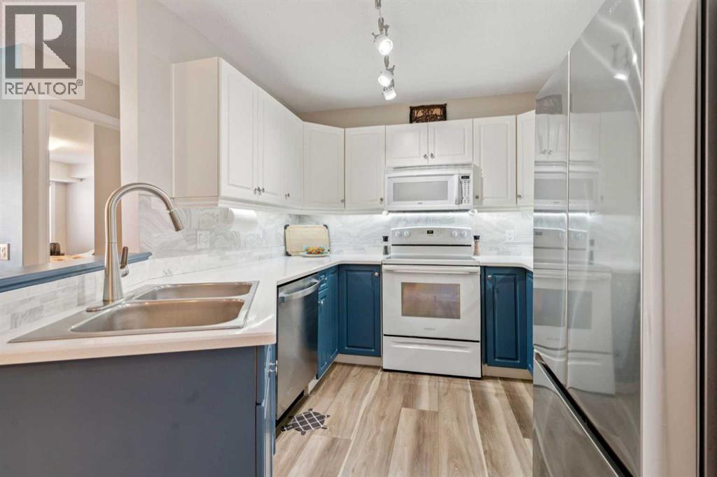 2327, 1818 Simcoe Boulevard SW, Calgary, Alberta  T3H 3L9 - Photo 4 - A2287679