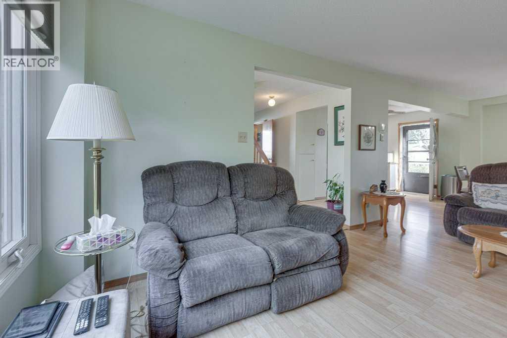 165 Greig Drive, Red Deer, Alberta  T4P 2N4 - Photo 9 - A2333960