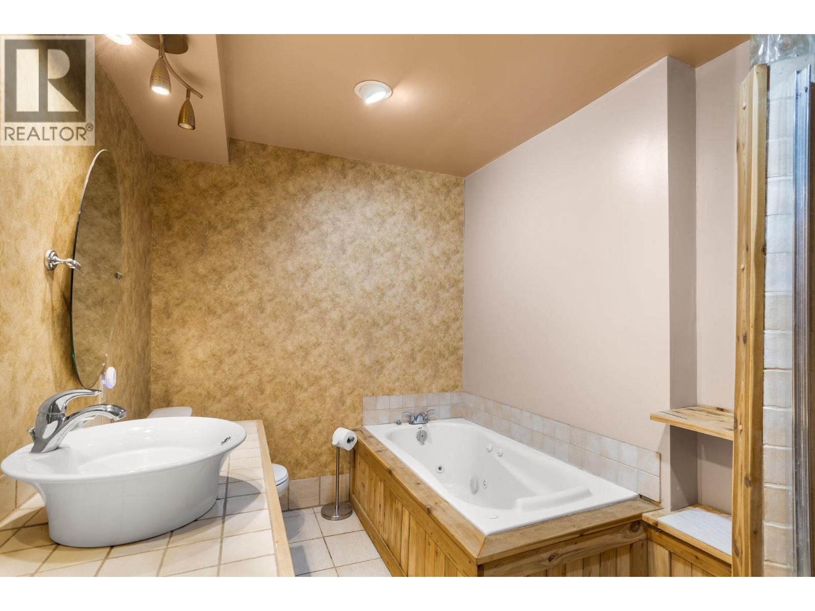 24400 130 Avenue, Maple Ridge, British Columbia  V4R 2S2 - Photo 21 - R3115624