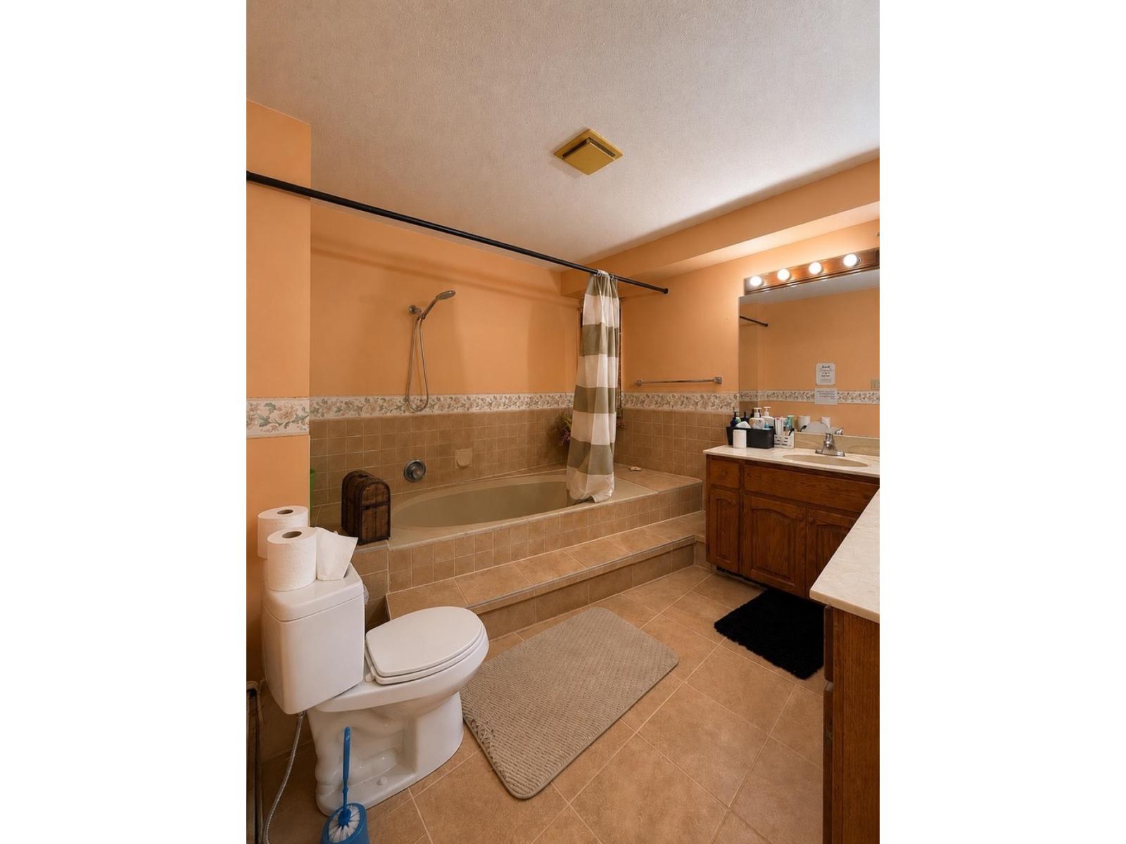 6268 131a Avenue, Surrey, British Columbia  V3X 1N9 - Photo 11 - R3151845