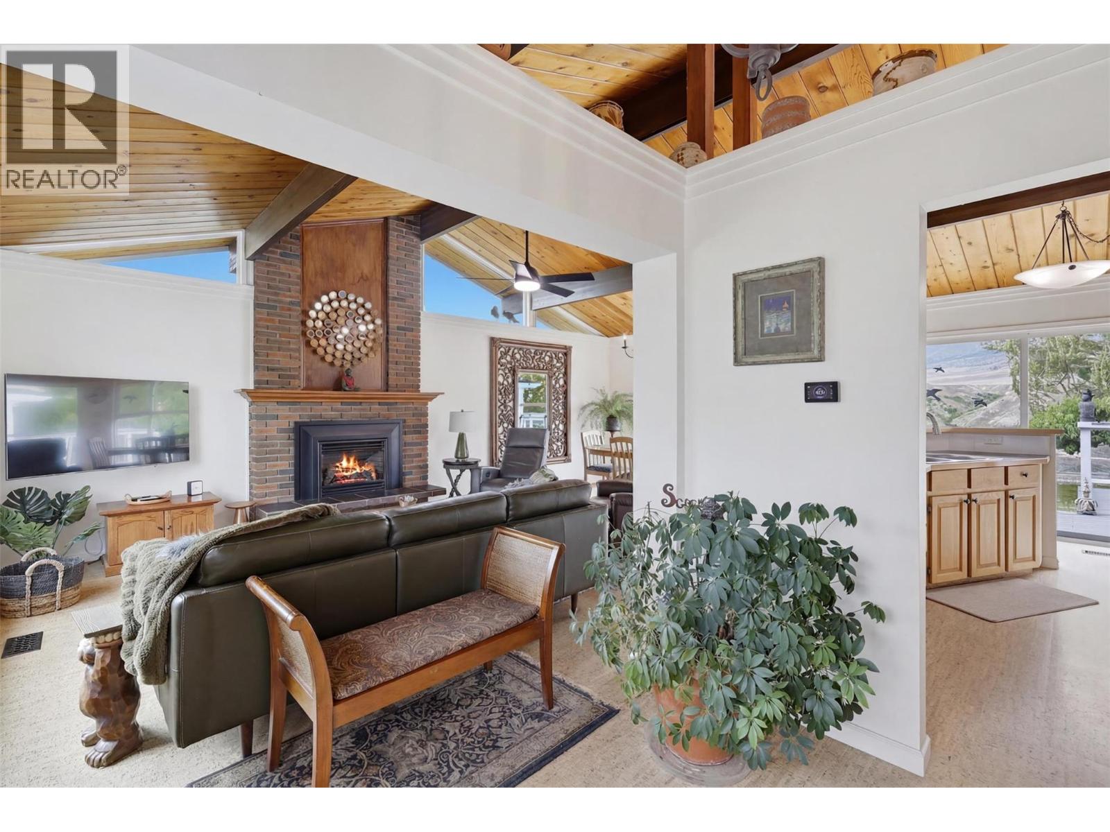 230 Vista Place, Ashcroft, British Columbia  V0K 1A0 - Photo 6 - 10389616