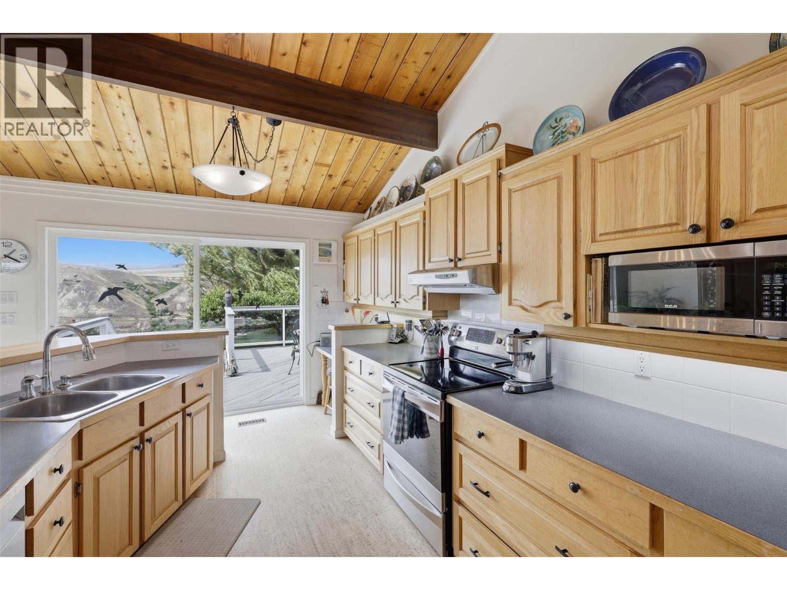 230 Vista Place, Ashcroft, British Columbia  V0K 1A0 - Photo 23 - 10389616