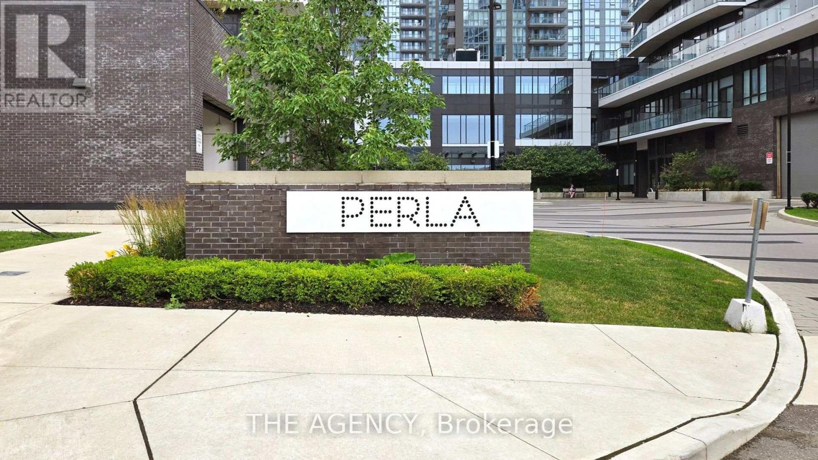 820 - 35 Watergarden Drive, Mississauga, Ontario  L5R 0G8 - Photo 3 - W13641264