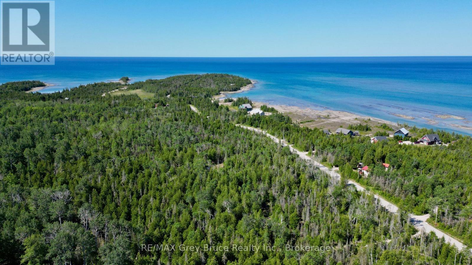 31 Baise Avenue, Northern Bruce Peninsula, Ontario  N0H 2R0 - Photo 19 - X12526086