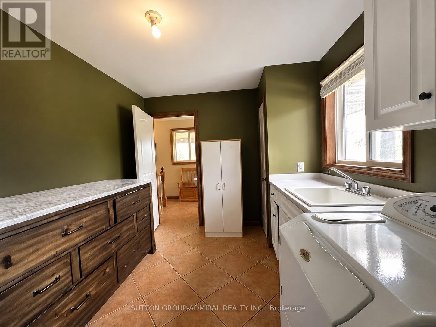 2700 Bridge Street, Fort Erie, Ontario  L0S 1N0 - Photo 36 - X13591148