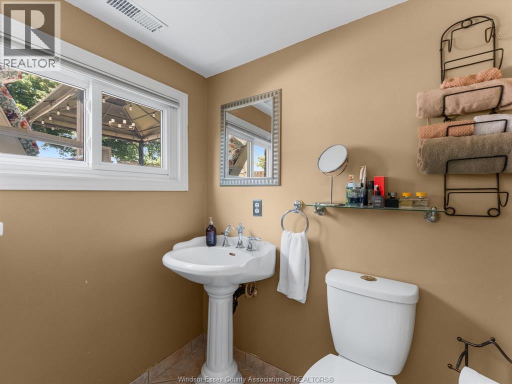 119 Hill Street, Cottam, Ontario  N0R 1B0 - Photo 22 - 26018958