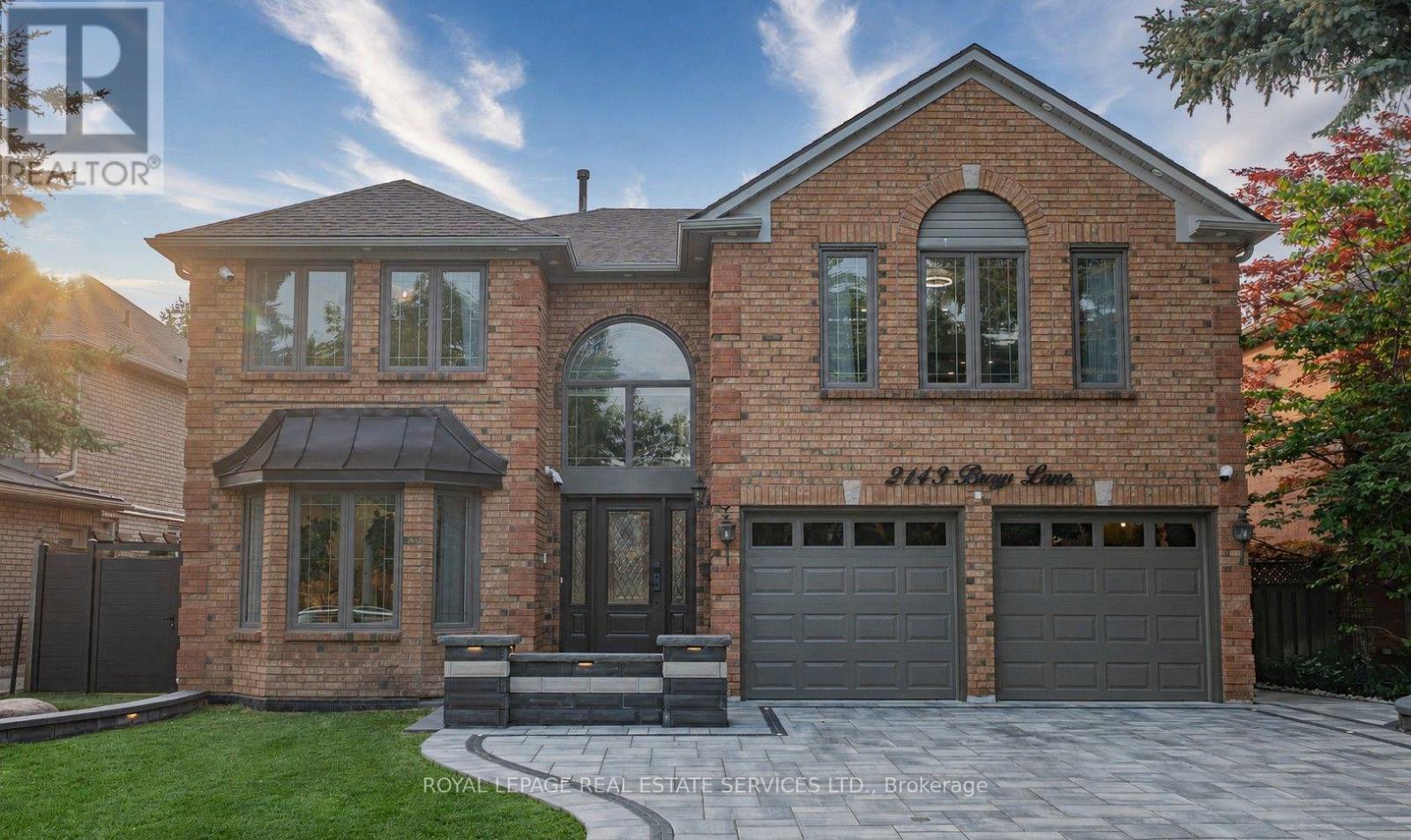 2143 BRAYS LANE, Oakville, Ontario